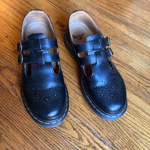 Dr. Martens Women’s 8065 Mary Jane